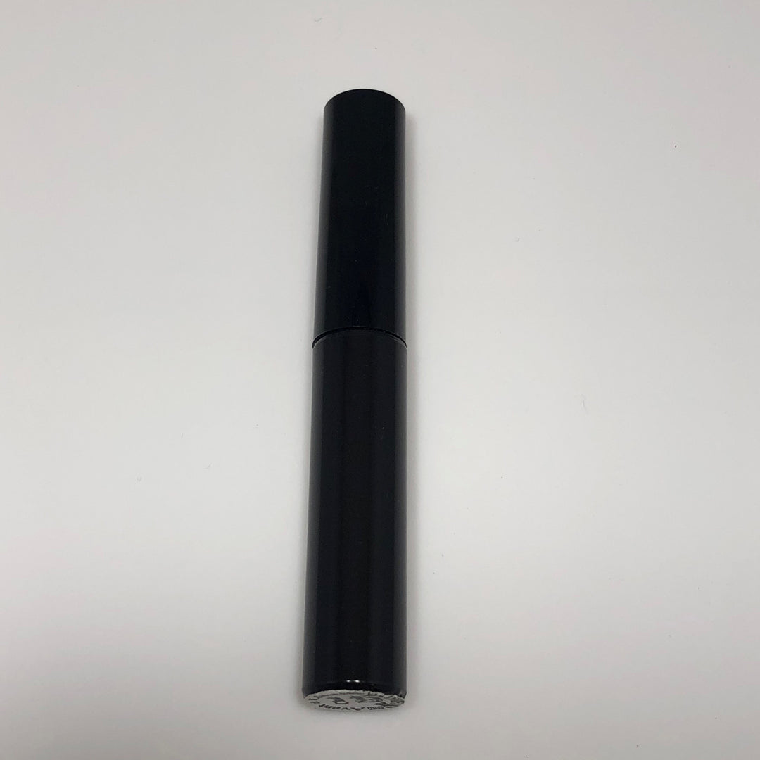 Avant De Line Liquid Liner
